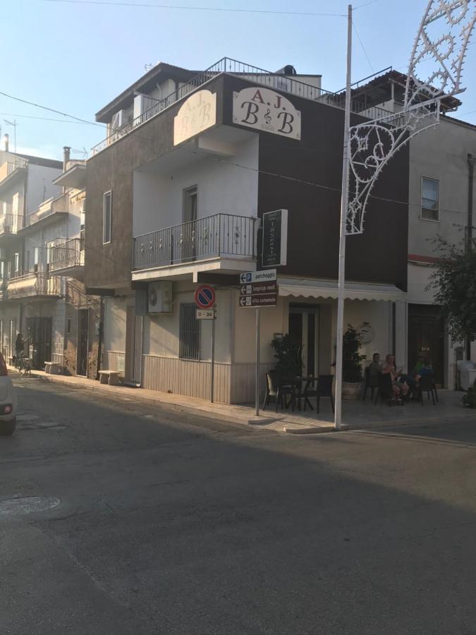 A.J. B&B เลซีนา ภายนอก รูปภาพ